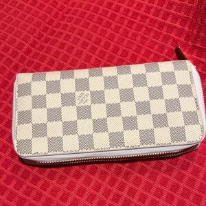 Designer style , Cream and Gray Checkered Wallet